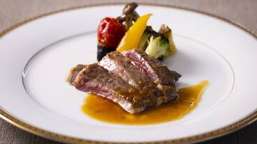 食事・飲み物 / 26