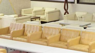 ロビーラウンジ / 3