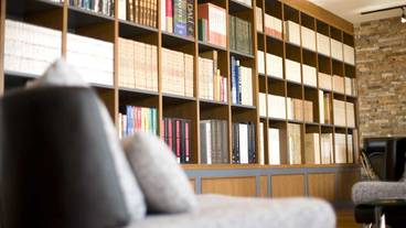 ロビーライブラリー② / 4