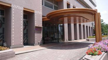 施設の入り口 / 12