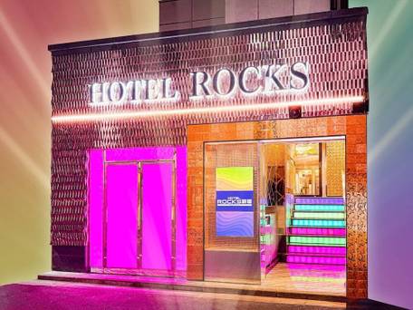 HOTEL ROCKS新宿 / 1