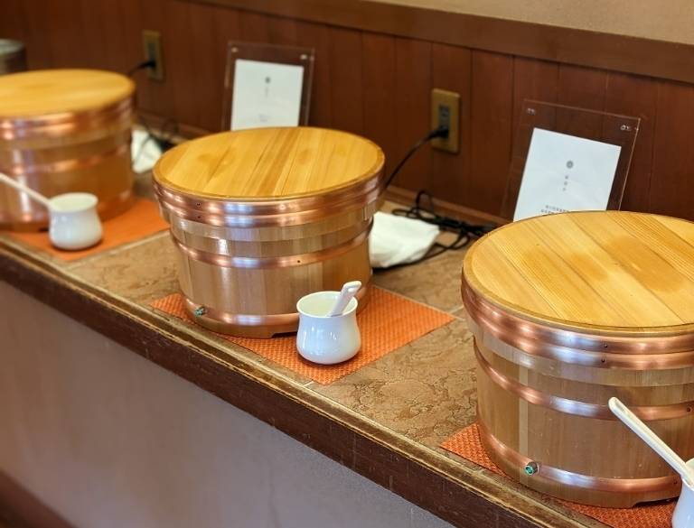 朝食／米師厳選ごはん食べ比べ / 2