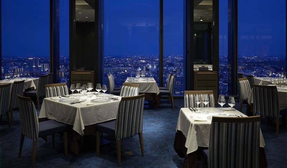 ザ・サーティース レストラン / 1