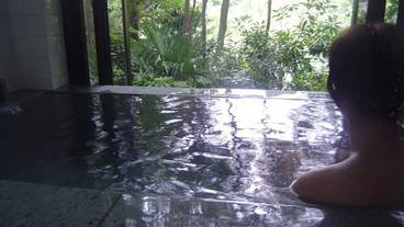 屋内スパ浴槽 / 2