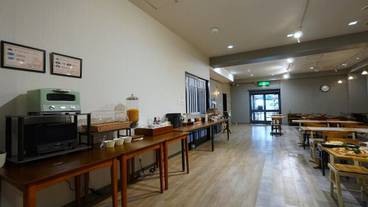 朝食スペース / 16