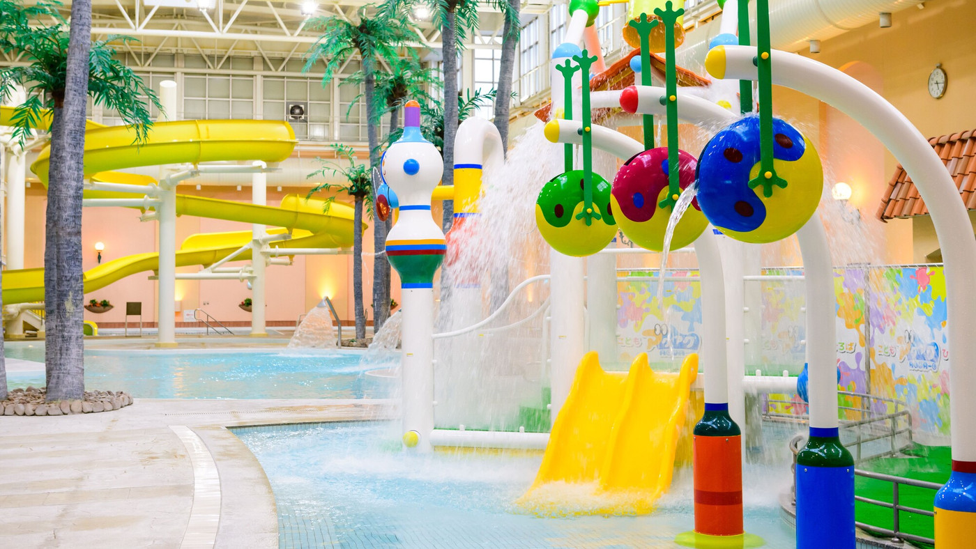 屋内プールで子供も大喜び♪遊んだ後は宿泊者無料の大浴場でリラックス4265051