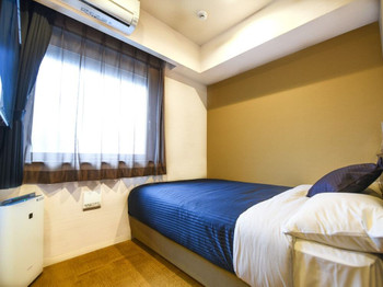 1. Sleep soundly on a Simmons bed! "Hotel Livemax Fukuoka Tenjin" 3480856