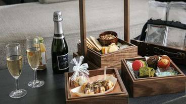 食事・飲み物 / 2