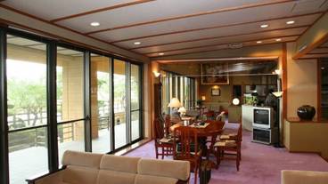 ロビー応接スペース / 3