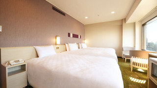 デラックスツインルーム+エキストラベッド（禁煙 / 30.6sqm）