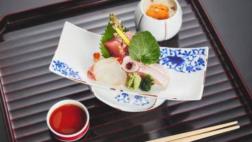 食事・飲み物 / 3