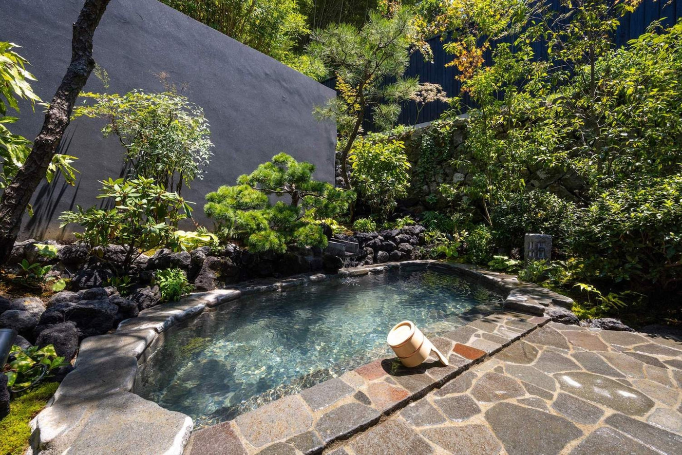 大人カップルにぴったり。風情ある庭園に癒される♡3553629