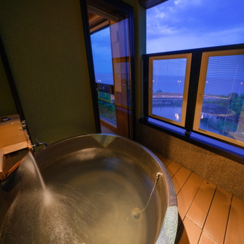 愛犬とともに気兼ねない休日を4275168