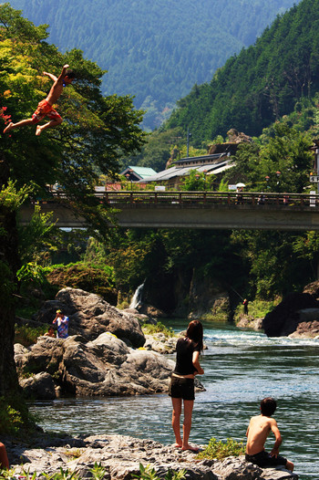 こちらで観光♪「清流・吉田川」4088536