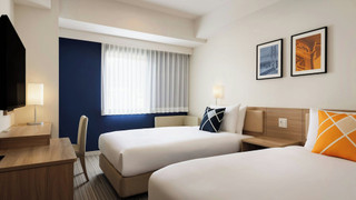 ルーム シングルベッド 2 台 禁煙