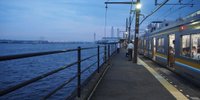 感動のローカル線！都会の秘境「鶴見線」でぶらり旅のすすめ♪
