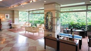 ロビー応接スペース / 2