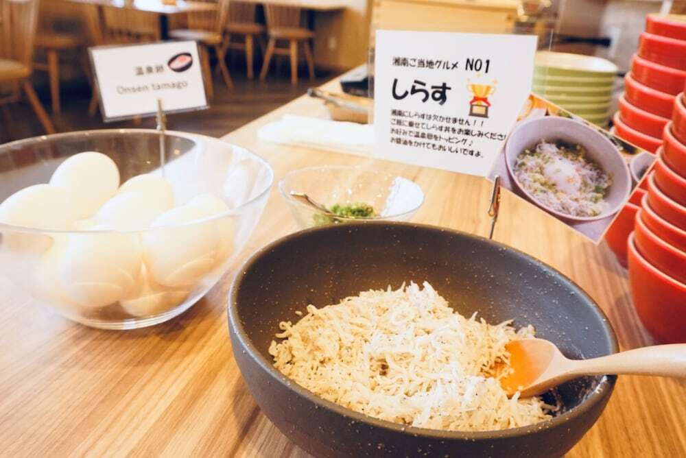 朝食ビュッフェ