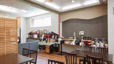 朝食スペース / 11