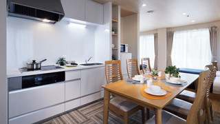 デラックス ファミリースイート