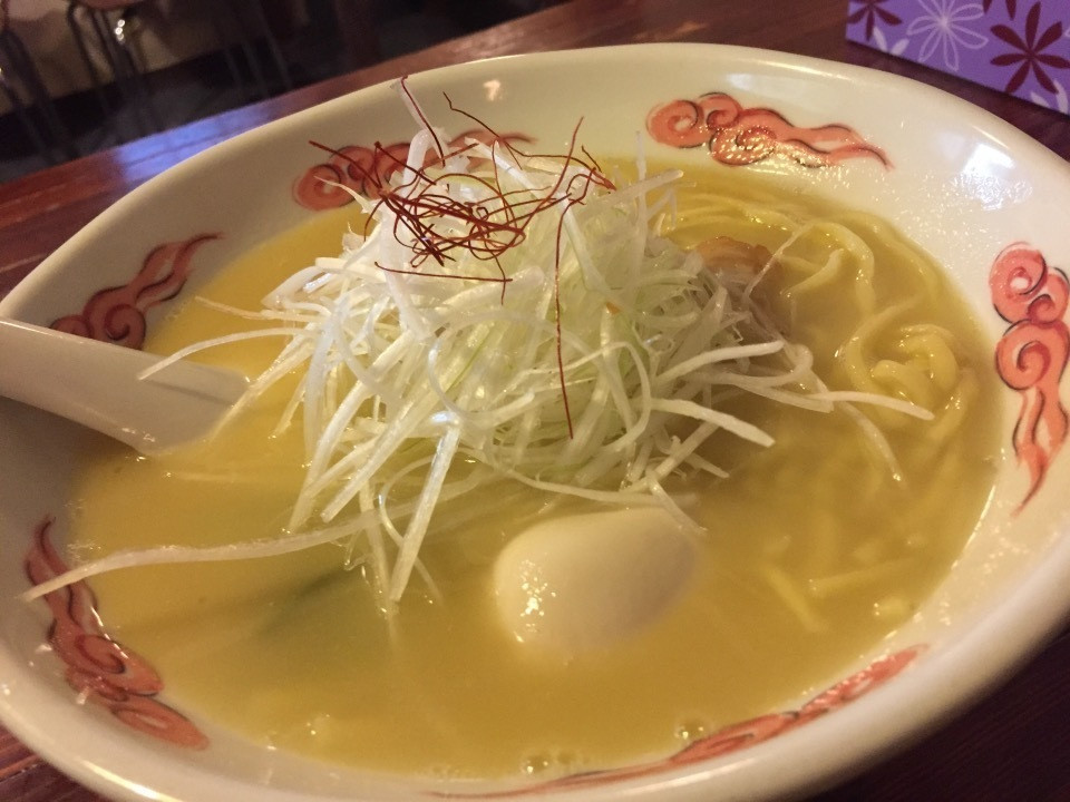 「麺酒処 ぶらり」料理 980345 鶏白湯ラーメン大盛り