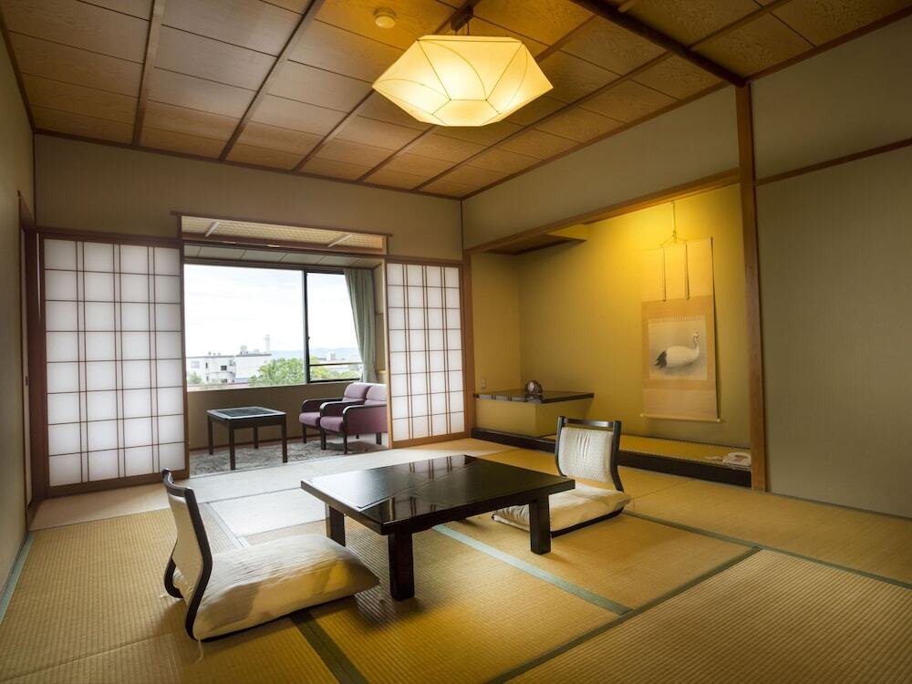 1. 贅沢な一人時間を満喫できる「あわら温泉 ホテル八木」4087689