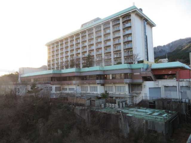 ふれあい橋から見ています