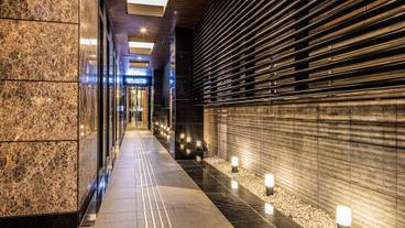 内部エントランス / 2