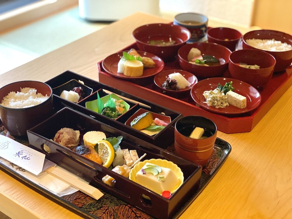 朝食
