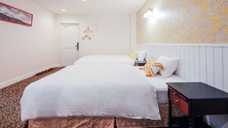 Deluxe Family Room 2F