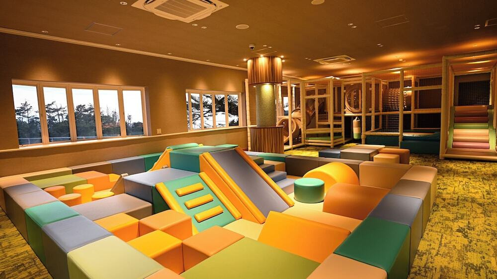 子供用の遊び場 - 屋内