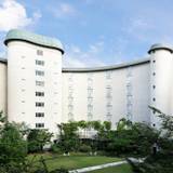 優雅でたおやかな
設計美を満喫 / 3