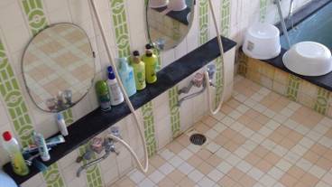 施設内の設備 / 1