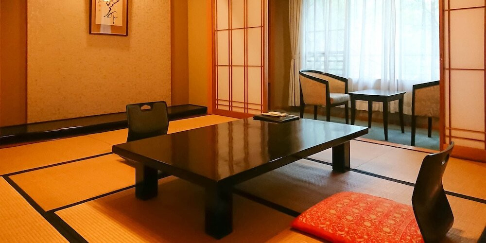 14.川魚が堪能できる「魚山亭 やまぶき」4069686