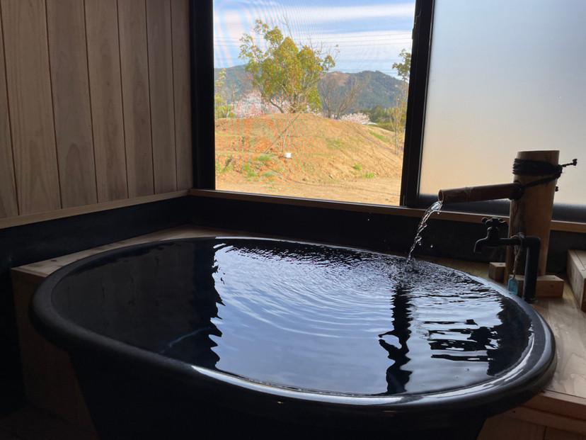 「宮若 虎の湯」 その他 171828317 窓を開ければ半露天！桜が見えます。