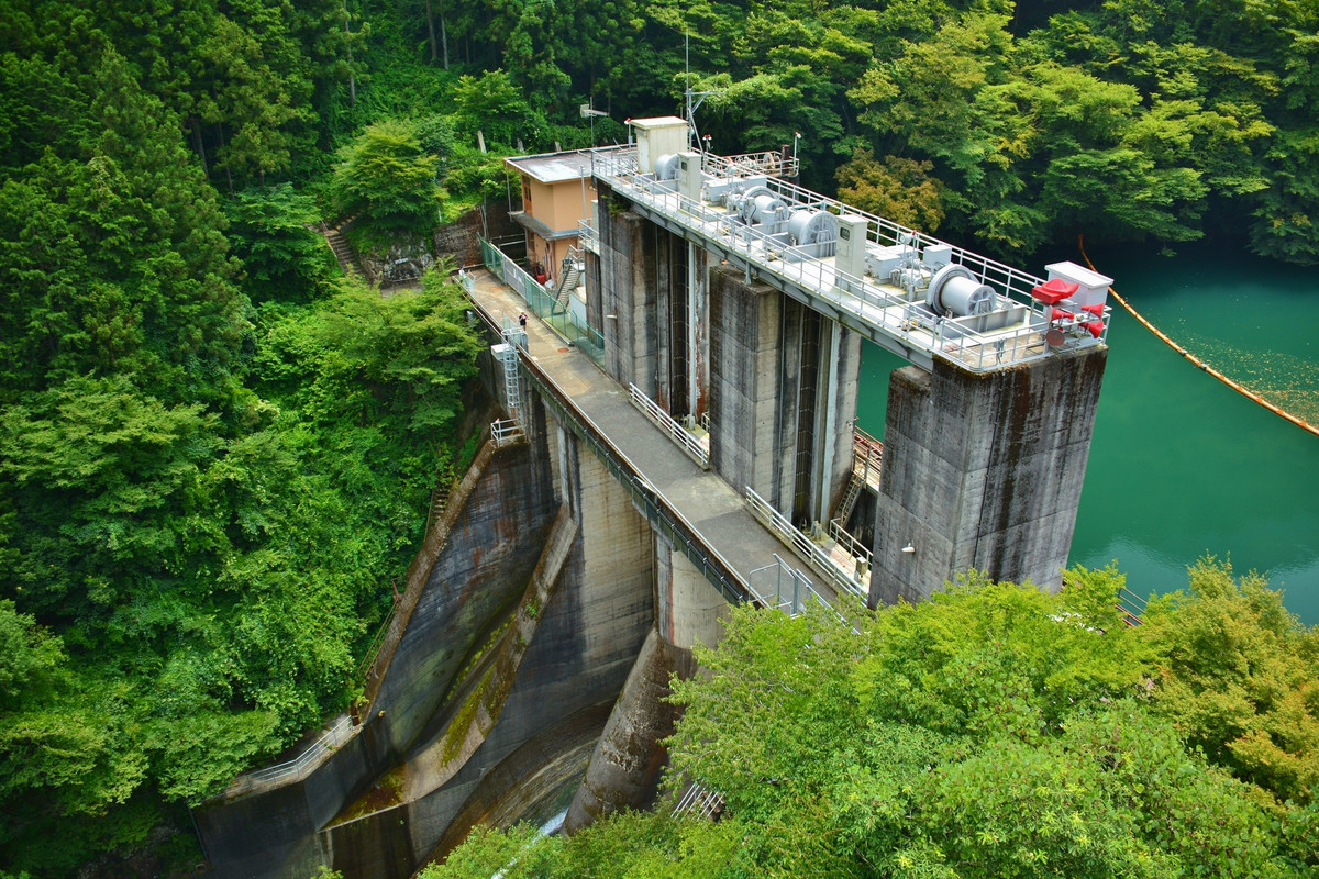 白丸ダム