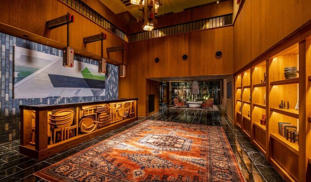 飛騨高山の文化に
触れるエントランス / 1