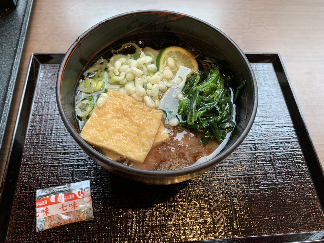 きしめんの朝食