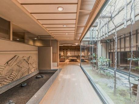 割烹旅館 若松 / 2