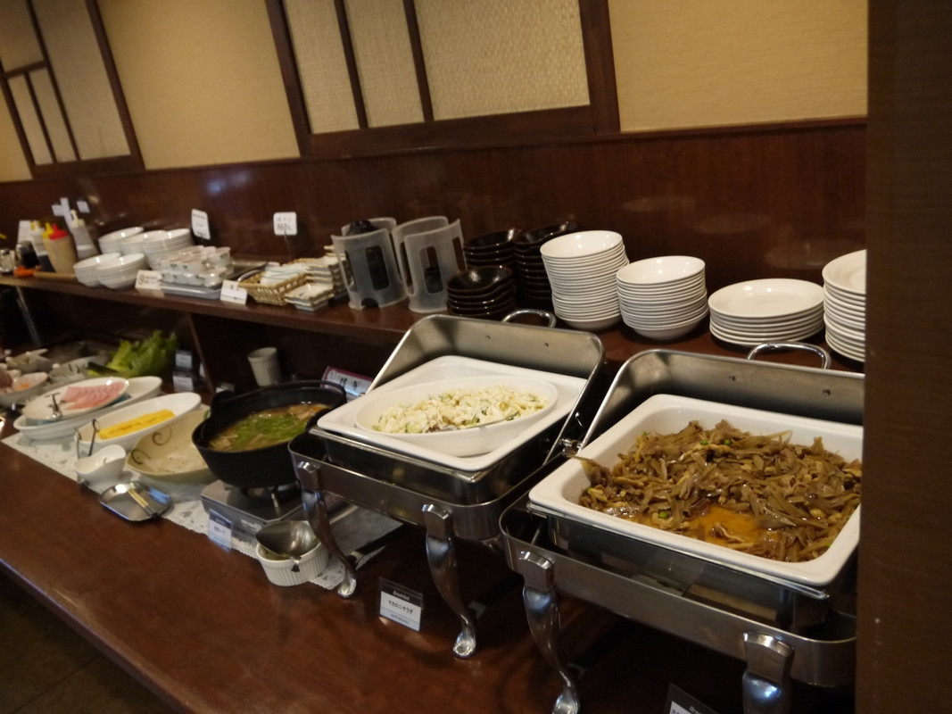 朝食のブッフェ