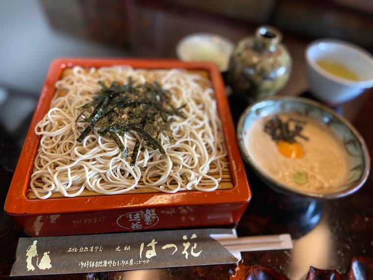 「はつ花 本店」で
自然薯そばランチ / 1