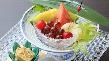 食事・飲み物 / 6