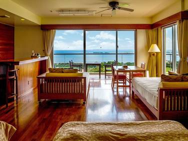 Kanucha Bay Hotel & Villas (Okinawa Resort Hotel): Palm Towers / 1