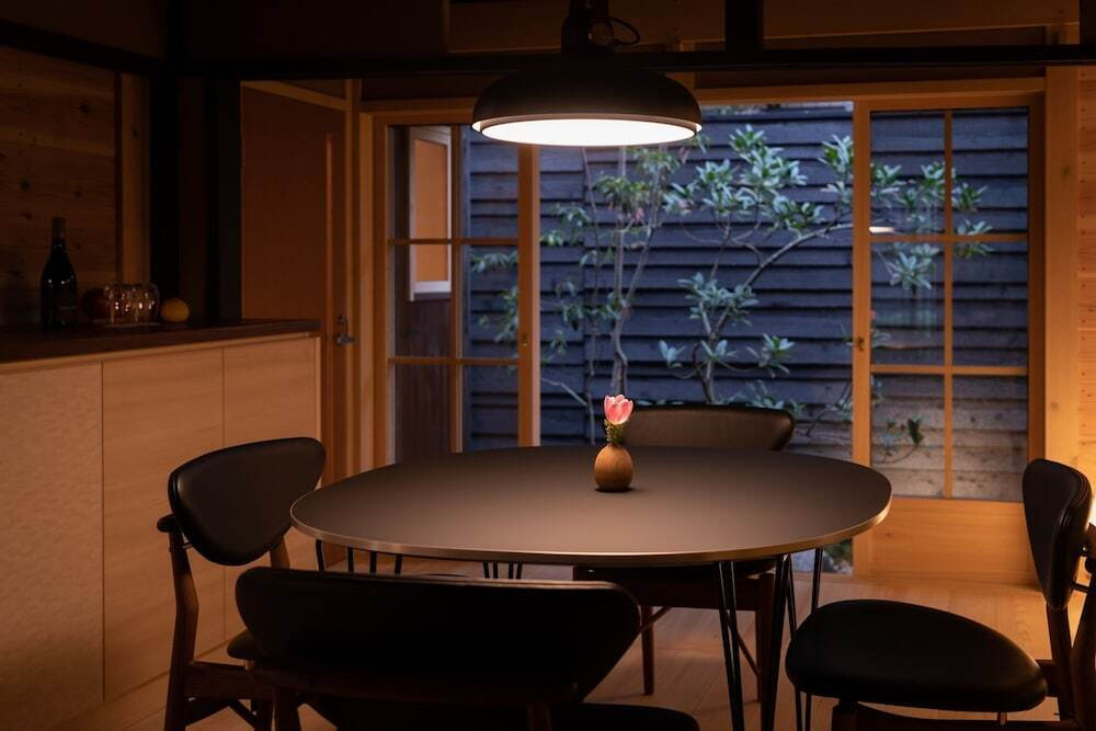 一棟貸し 鍵屋の家具