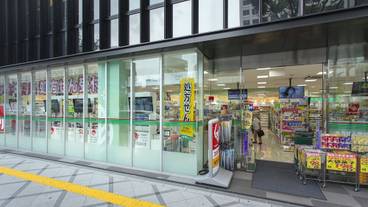 ホテル1階 ドラッグストア / 6