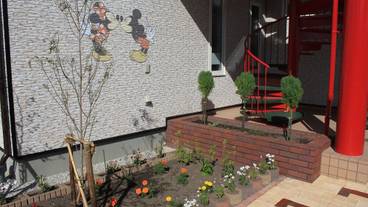 施設の敷地 / 15