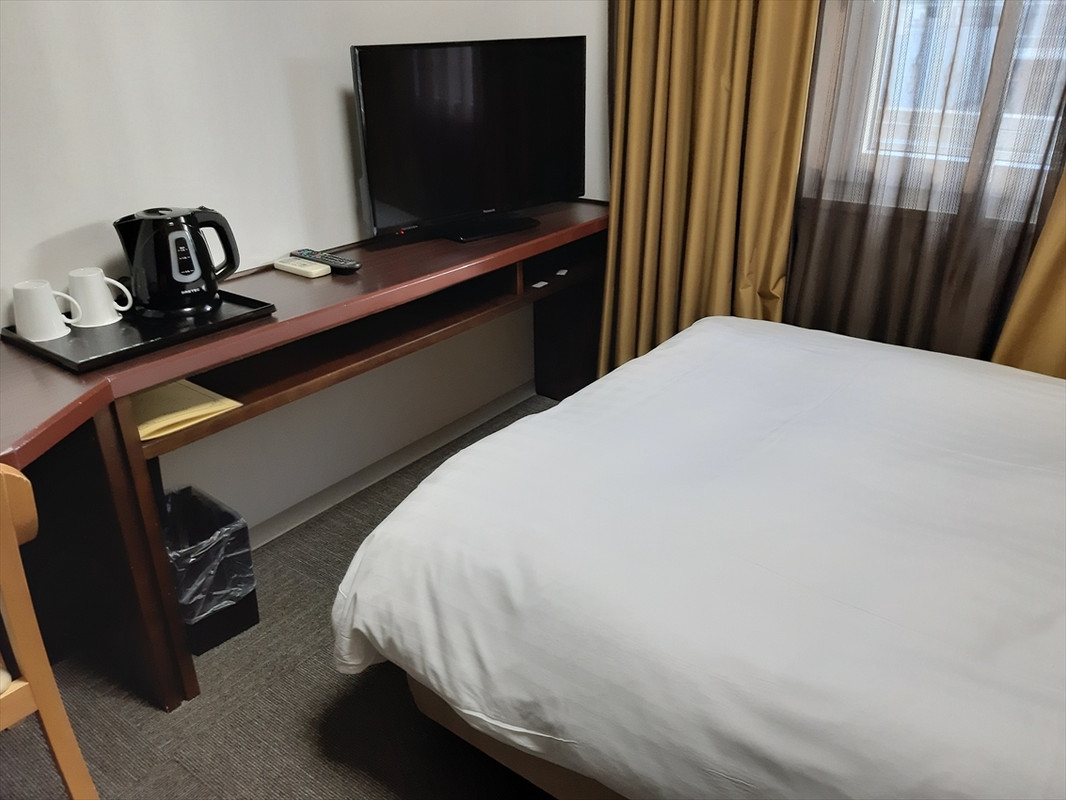 シンプル清潔にまとめたお部屋で落ち着けます。