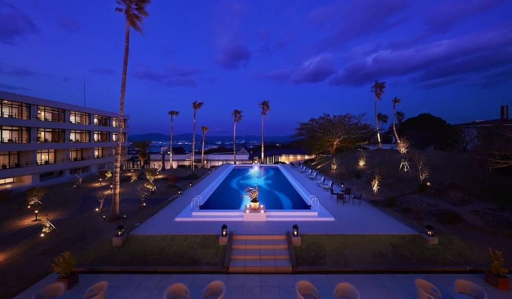 プライベートプール／夜 / 1