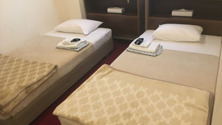 ツインルーム シングルベッド 2 台