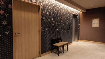 エレベーター / 1